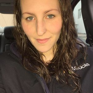 Meet your Posher, Jenn